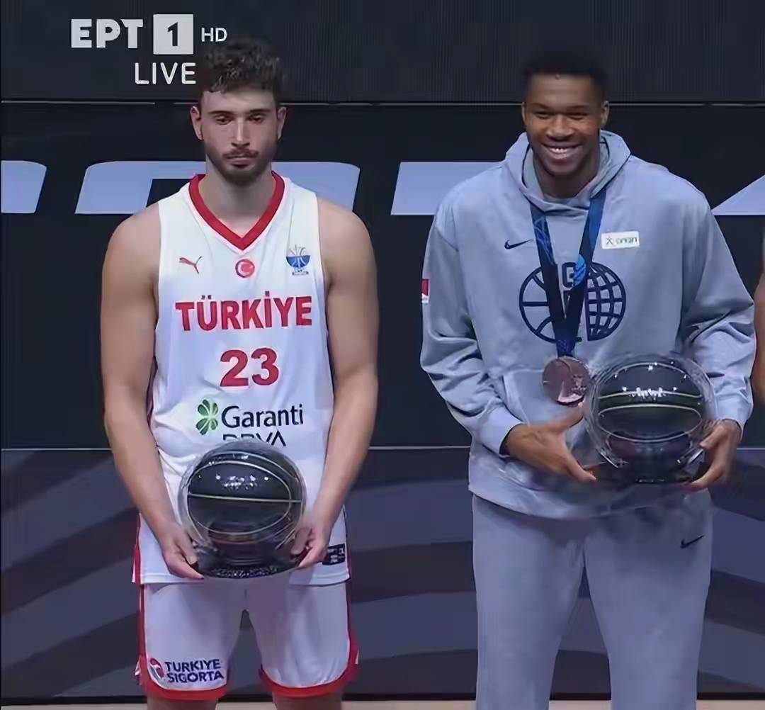 包含今夜体能课后;华盛顿奇才更衣室发声备战CBA常规赛;质疑声仍在;年轻球员得到机会的词条 包含今夜体能课后;华盛顿奇才更衣室发声备战CBA常规赛;质疑声仍在;年轻球员得到机会的词条